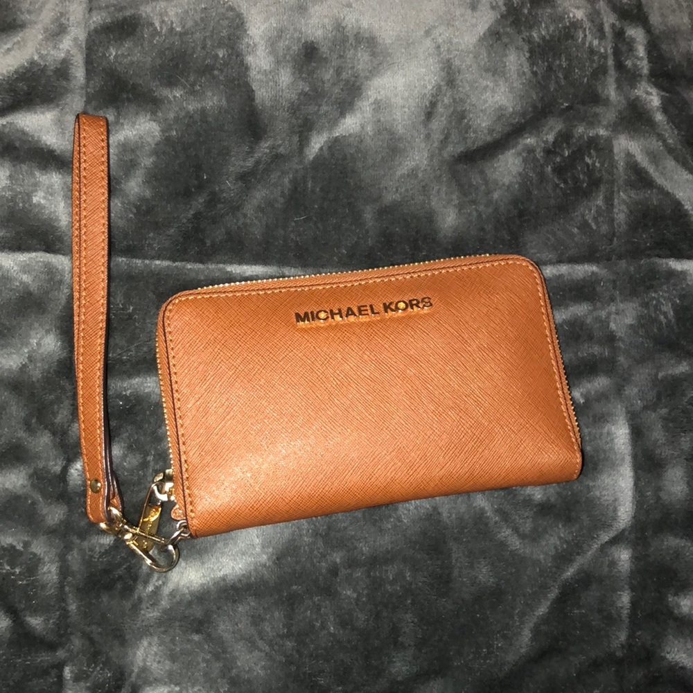 Michael Kors Wristlet/Wallet